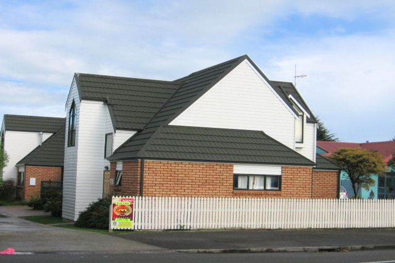 Photo of property in 326 Albert Street, Hokowhitu, Palmerston North, 4410