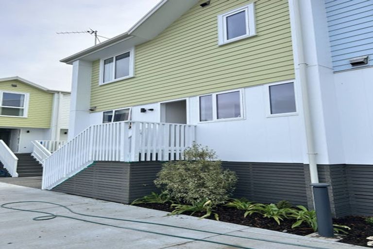 Photo of property in 2/35 Beresford Street, New Brighton, Christchurch, 8061