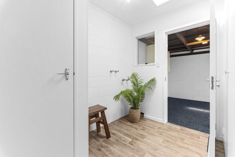 Photo of property in 3/62 Wallace Place, Westown, New Plymouth, 4310