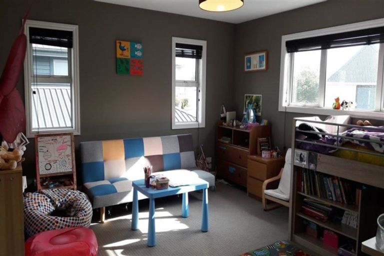 Photo of property in 123 Holly Road, St Albans, Christchurch, 8014