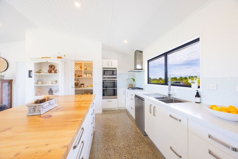 Photo of property in 3/1305 State Highway 2, Waipawa, 4210