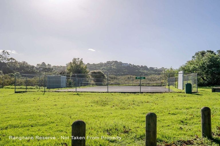 Photo of property in 11 Rangitane Loop Road, Kerikeri, 0294