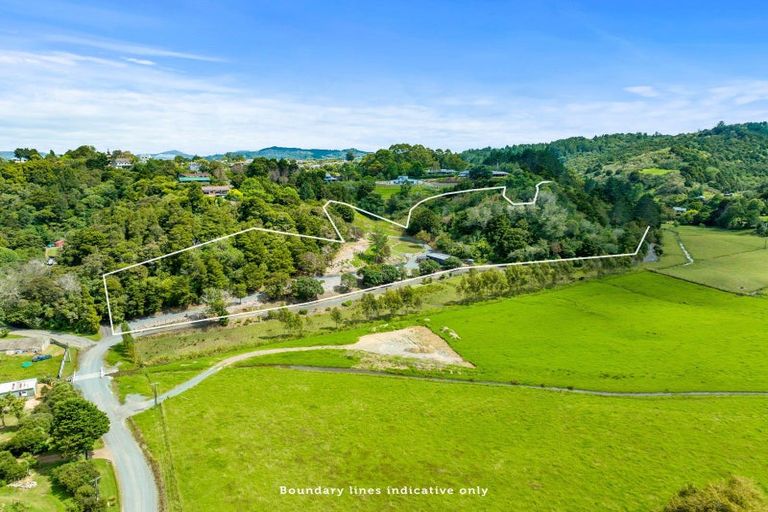 Photo of property in 33 Grahamtown Road, Onerahi, Whangarei, 0174