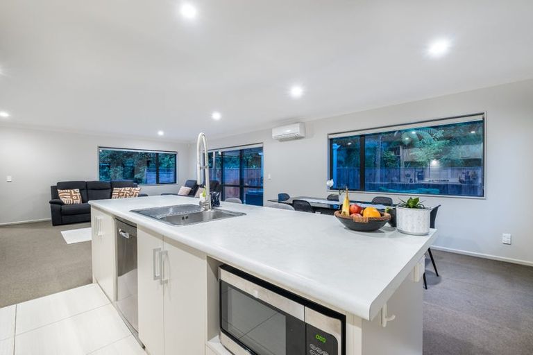 Photo of property in 38 Moonsail Drive, Whitby, Porirua, 5024