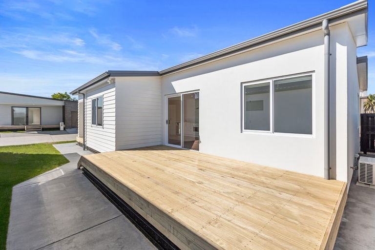 Photo of property in 68 Riley Crescent, Papamoa Beach, 3118