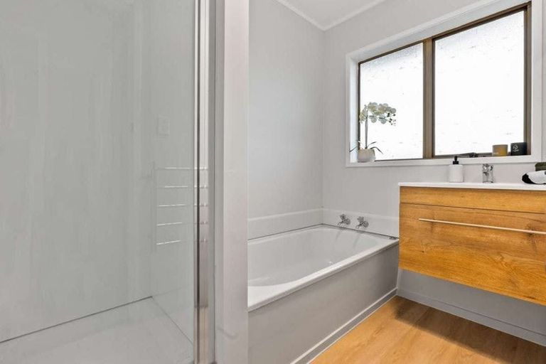 Photo of property in 2/50 Jellicoe Road, Manurewa, Auckland, 2102