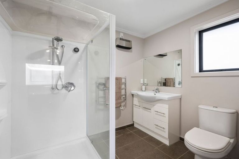 Photo of property in 63 Shields Street, Clyde, 9330