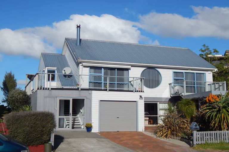 Photo of property in 108 Te Haumi Drive, Paihia, 0200