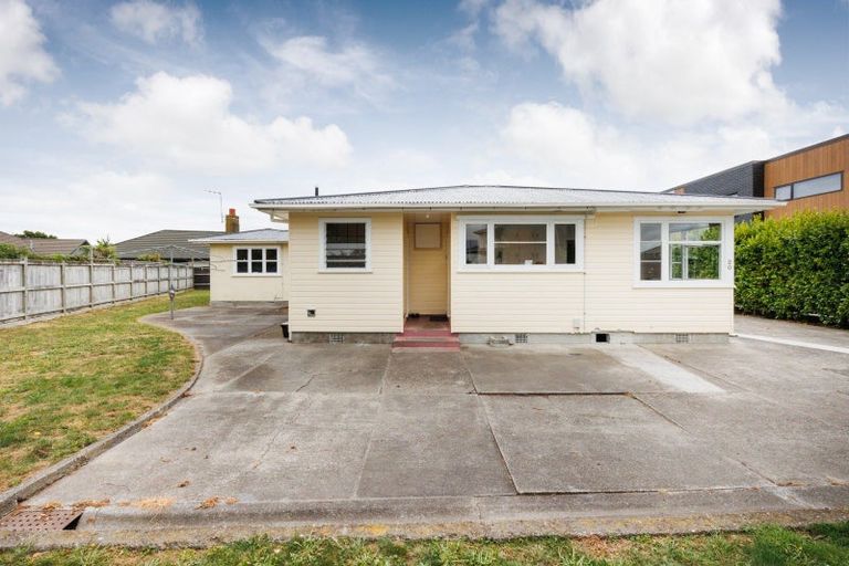 Photo of property in 20 Roy Street, Palmerston North, 4410