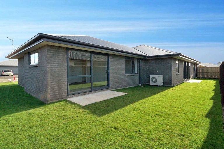 Photo of property in 13 Chilton Drive, Rolleston, 7615