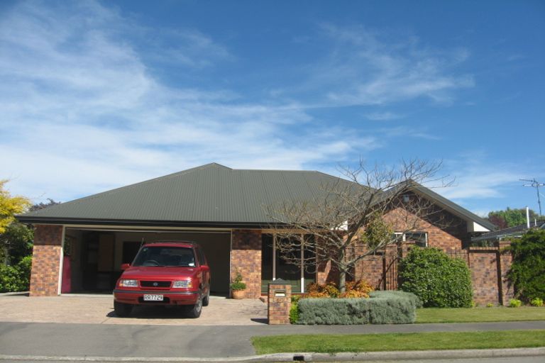 Photo of property in 43 Stillwater Avenue, Burwood, Christchurch, 8083