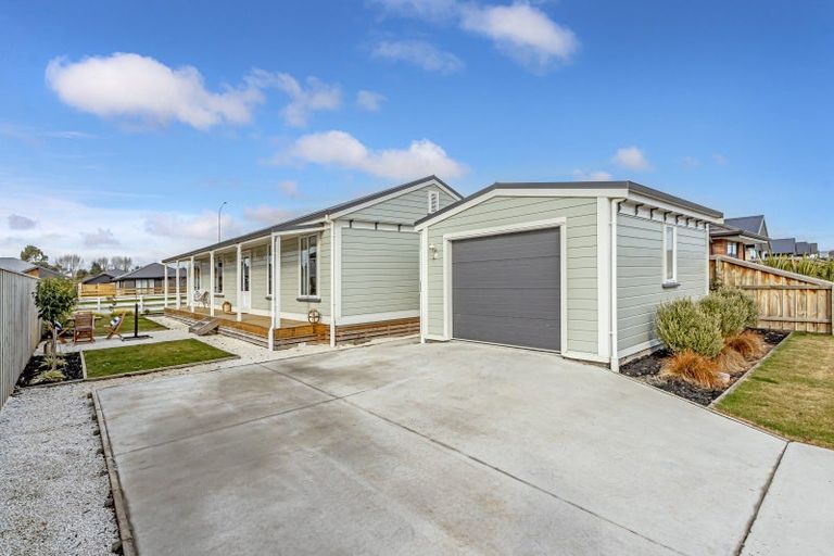 Photo of property in 3 Croydon Street, Woodend, 7610
