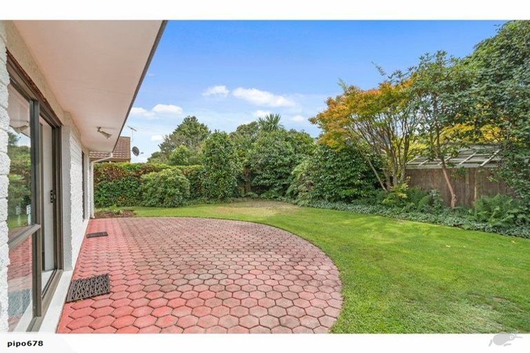 Photo of property in 28 Montclare Avenue, Ilam, Christchurch, 8041