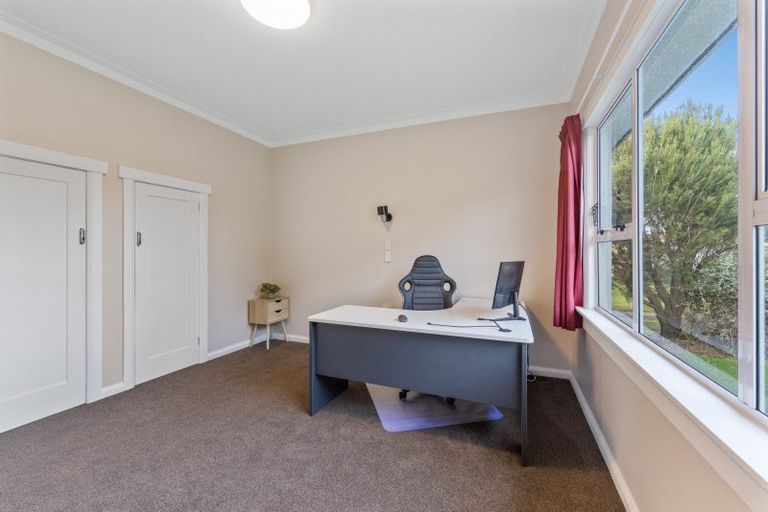 Photo of property in 187 Coronation Avenue, Welbourn, New Plymouth, 4310
