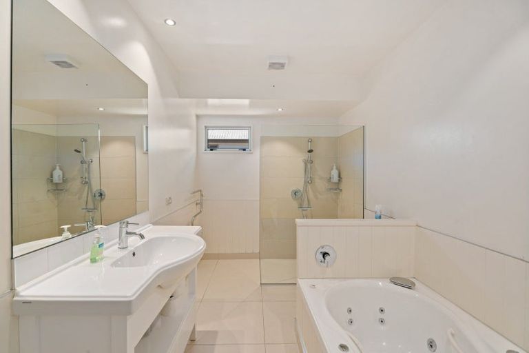 Photo of property in 12 Jessies Crescent, Wanaka, 9305