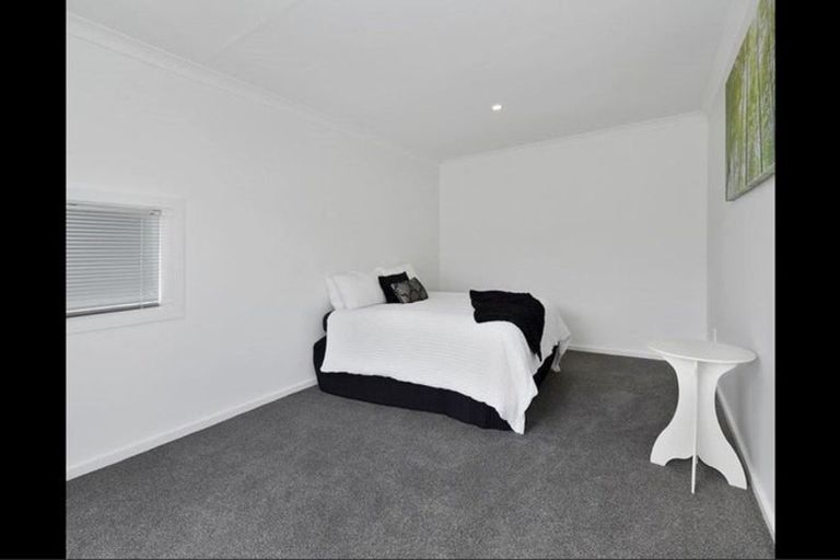 Photo of property in 11 Derby Place, Cannons Creek, Porirua, 5024