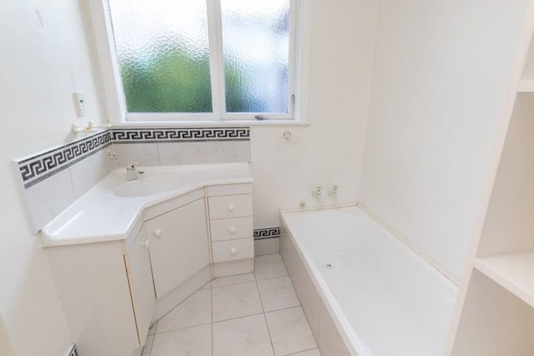 Photo of property in 395 Fergusson Drive, Heretaunga, Upper Hutt, 5018