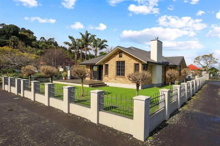 Photo of property in 228 Kirkwood Street, Thames, 3500