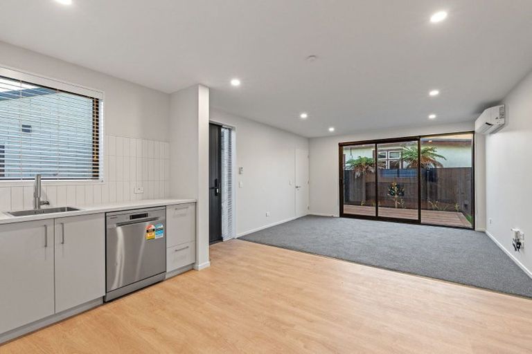 Photo of property in 1/93 Wildberry Street, Woolston, Christchurch, 8023