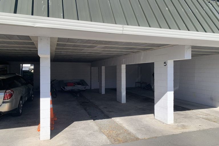 Photo of property in 5/43 Brockworth Place, Riccarton, Christchurch, 8011