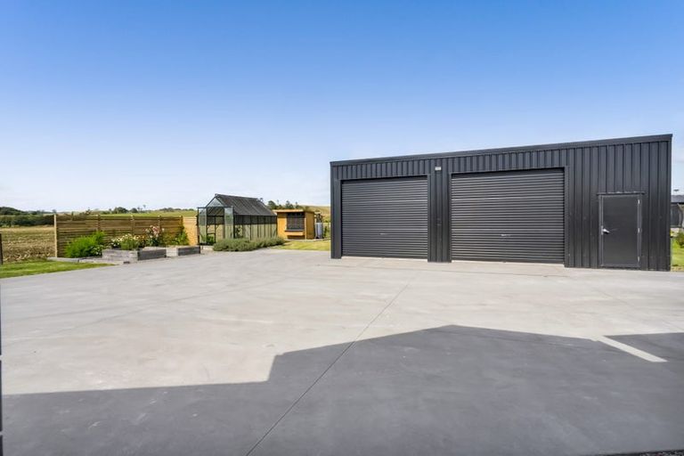 Photo of property in 8 Tikorangi Road East, 4383