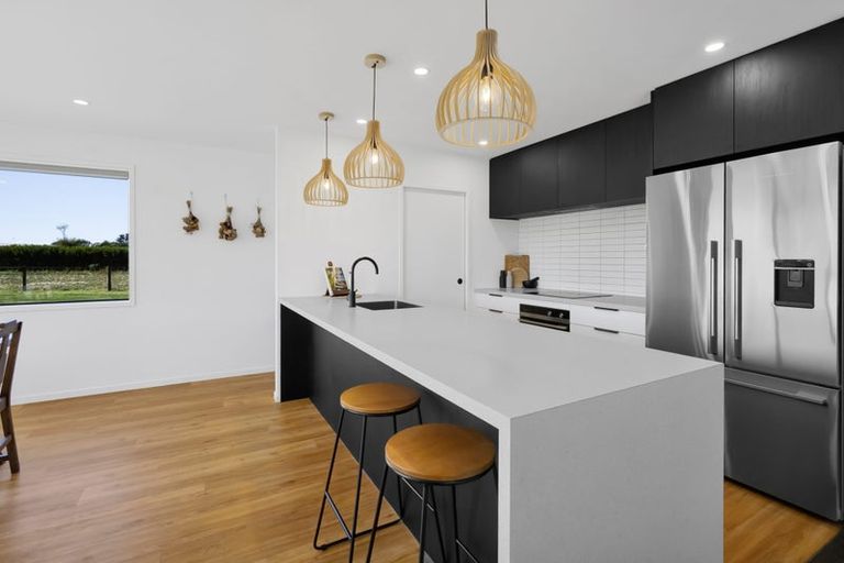 Photo of property in 8 Tikorangi Road East, 4383