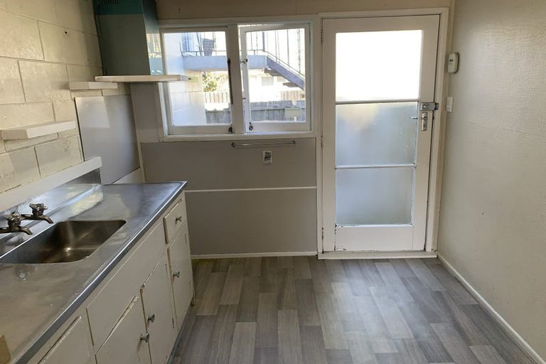 Photo of property in 5/43 Brockworth Place, Riccarton, Christchurch, 8011