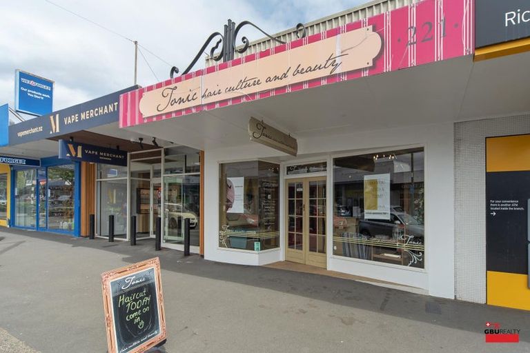 Photo of property in 219 Queen Street, Pukekohe, 2120