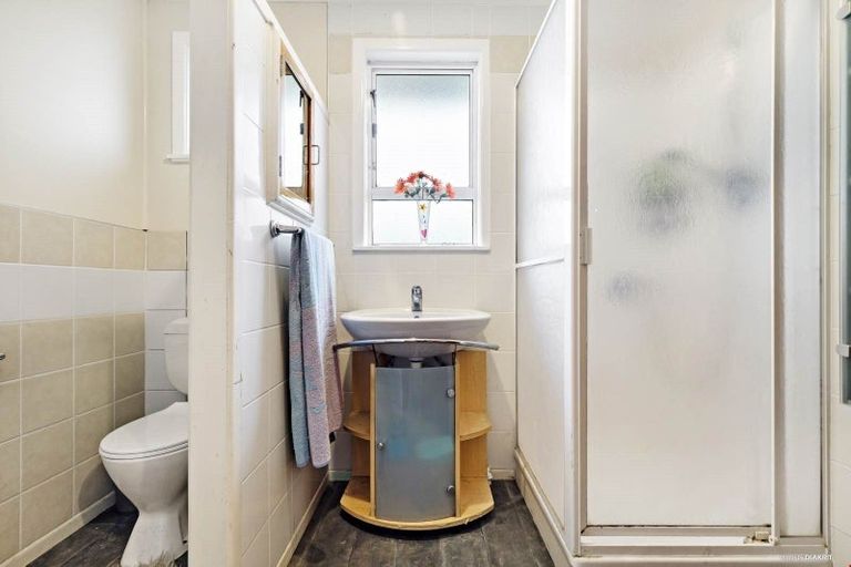 Photo of property in 4 Mountbatten Place, Papakura, 2110