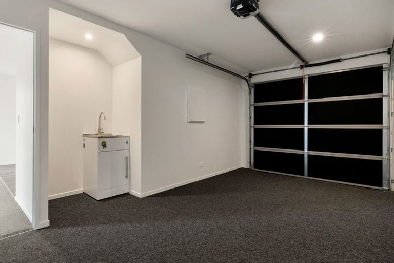 Photo of property in 23 Quentin Drive, Hamilton Lake, Hamilton, 3204