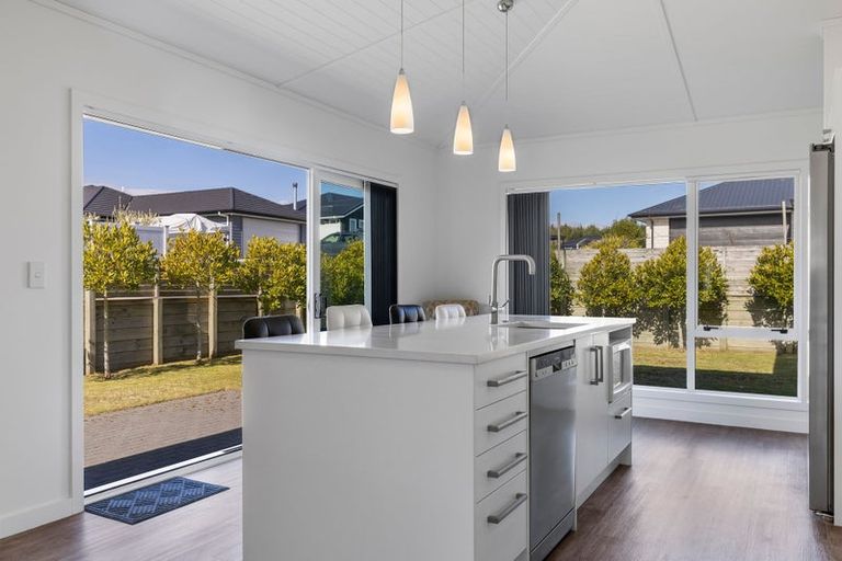 Photo of property in 14 Windsor Street, Richmond Heights, Taupo, 3330