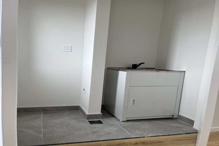 Photo of property in 10 Balthazar Road, Kumeu, 0810