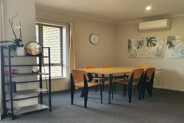 Photo of property in 14 Hector Drive, Rototuna North, Hamilton, 3210