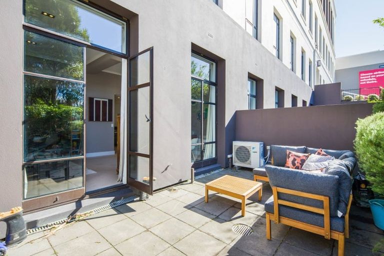 Photo of property in Augusta Apartments, 1/254 Willis Street, Te Aro, Wellington, 6011