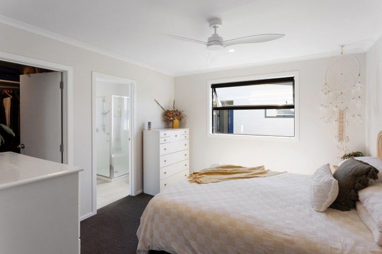 Photo of property in 5 Ernie Way, Mount Maunganui, 3116