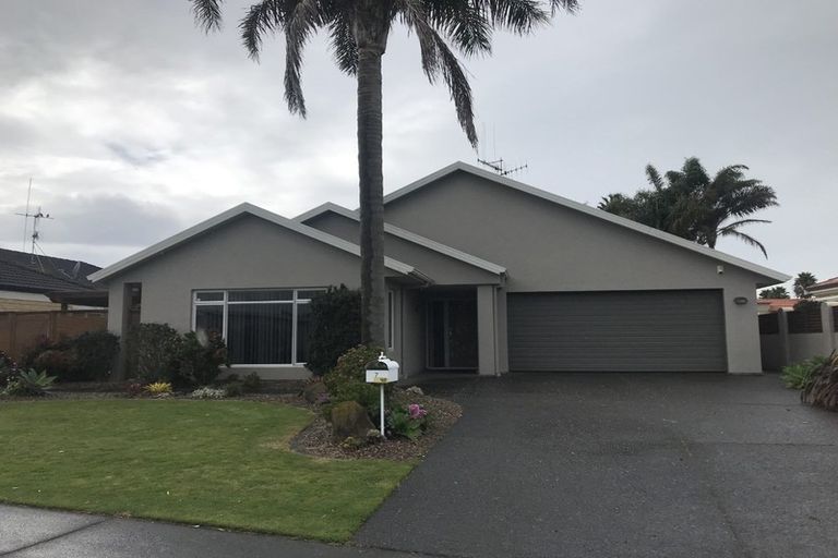 Photo of property in 7 Saint Clair Place, Papamoa Beach, Papamoa, 3118
