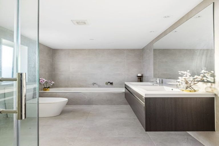 Photo of property in 26 Cassidy Drive, Orewa, 0931