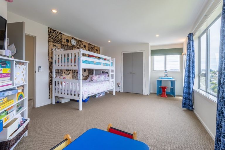 Photo of property in 204 Mclintock Street North, Johnsonville, Wellington, 6037