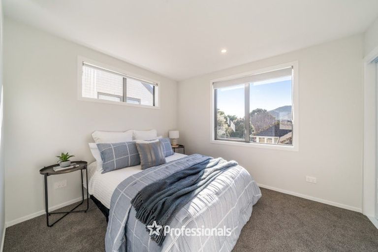 Photo of property in 31-33 Chapman Crescent, Naenae, Lower Hutt, 5011