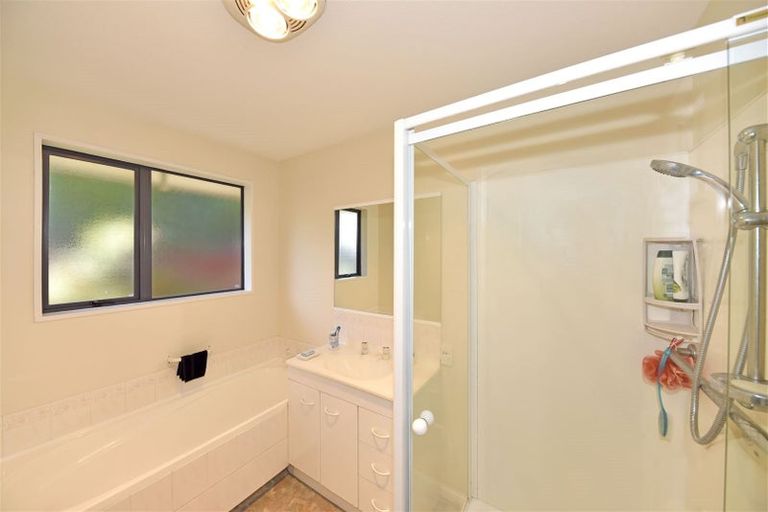 Photo of property in 1a Topham Lane, Hornby, Christchurch, 8042