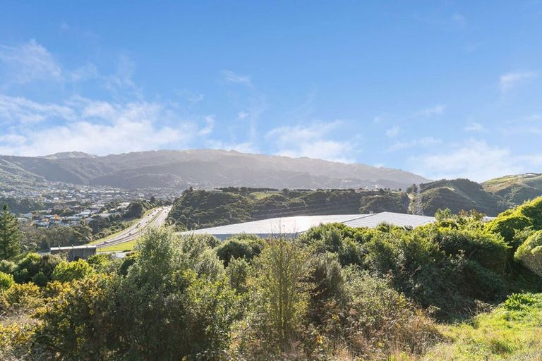 Photo of property in 94 Jamaica Drive, Grenada North, Wellington, 5028