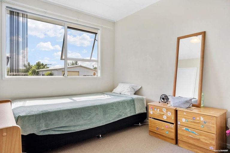 Photo of property in 1/25 Rangataua Place, Manurewa, Auckland, 2102