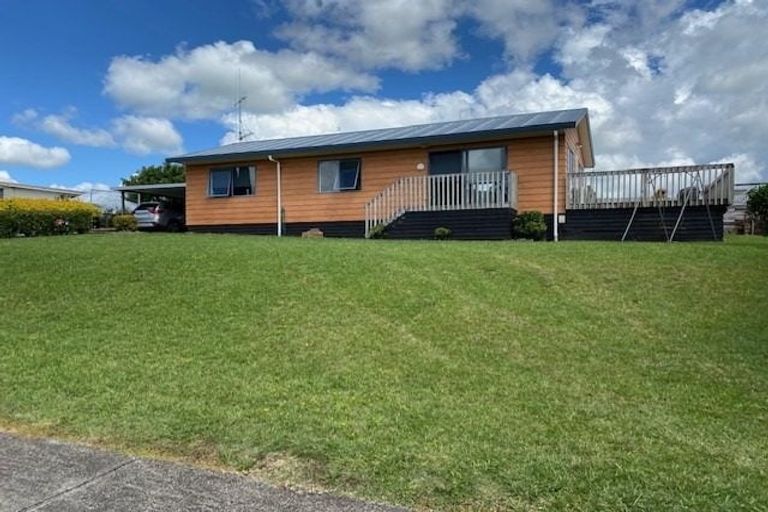Photo of property in 111 Greenough Crescent, Te Awamutu, 3800