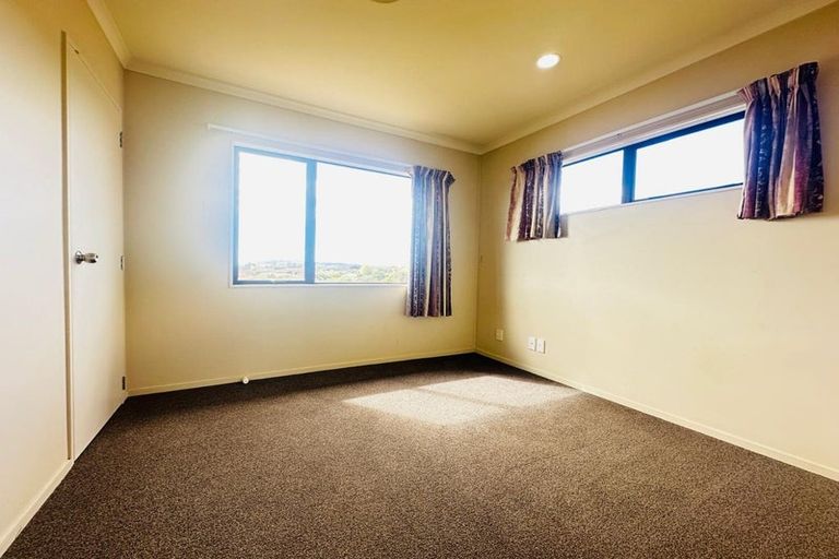 Photo of property in 5 Drumbeg Close, Flat Bush, Auckland, 2019