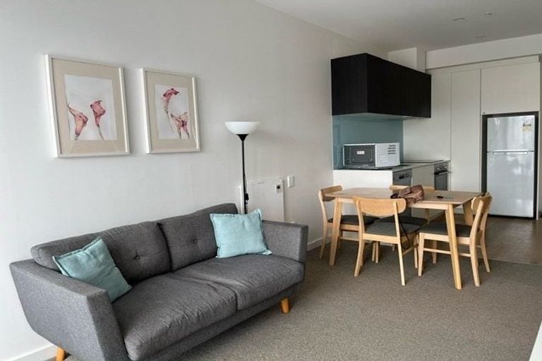 Photo of property in 102/19 Rawene Road, Birkenhead, Auckland, 0626