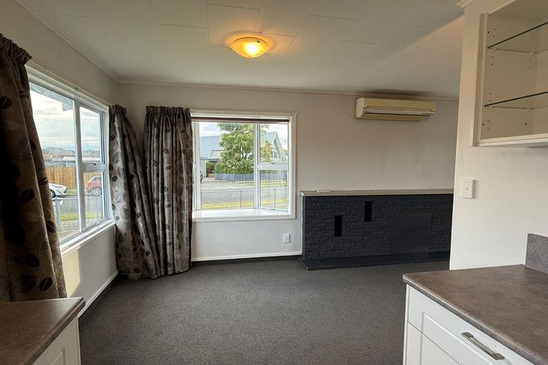 Photo of property in 4 Lerwick Street, Tamatea, Napier, 4112