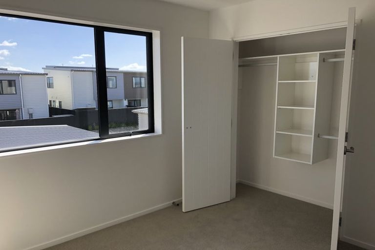 Photo of property in 162 Squadron Drive, Hobsonville, Auckland, 0616