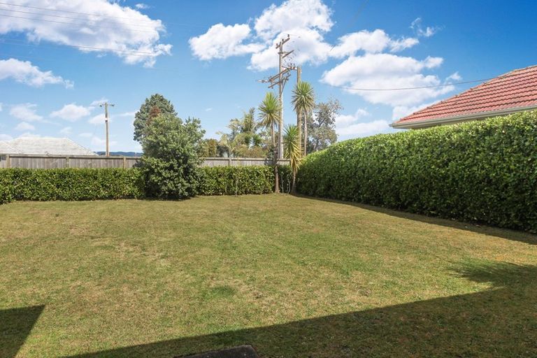 Photo of property in 733 Te Atatu Road, Te Atatu Peninsula, Auckland, 0610