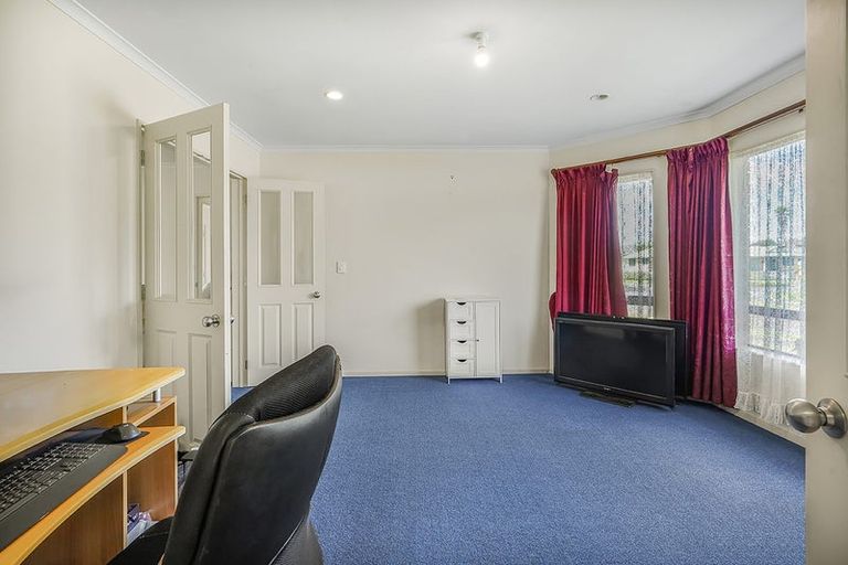 Photo of property in 2 Finchley Place, Hamilton East, Hamilton, 3216