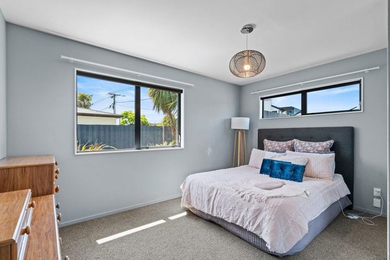 Photo of property in 64 Cuffs Road, Wainoni, Christchurch, 8061